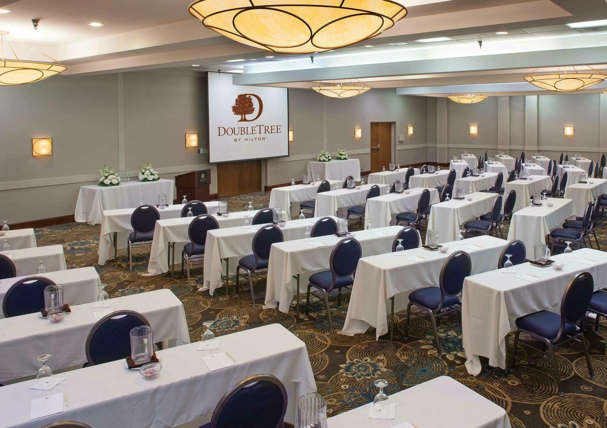 Doubletree By Hilton Johnson Hotel 4*